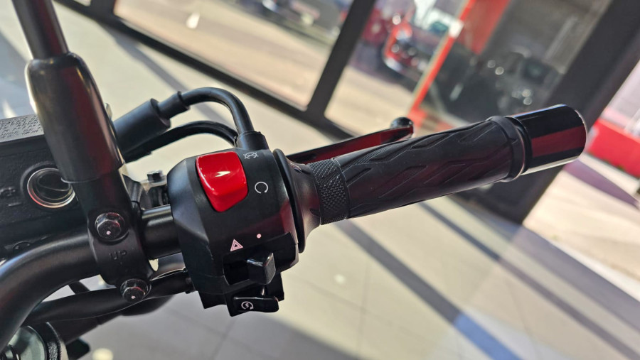 Imagen de Suzuki GSX S 750