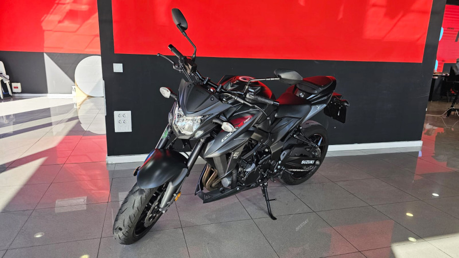 Imagen de Suzuki GSX S 750