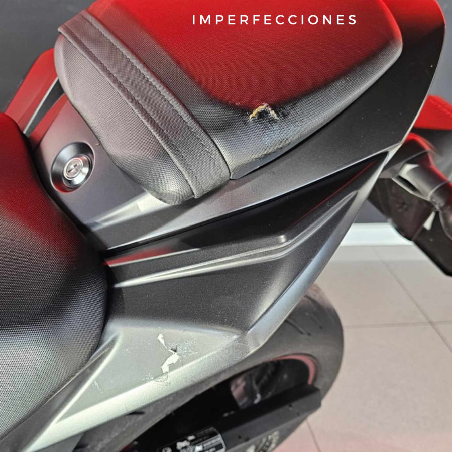 Imagen de Suzuki GSX S 750