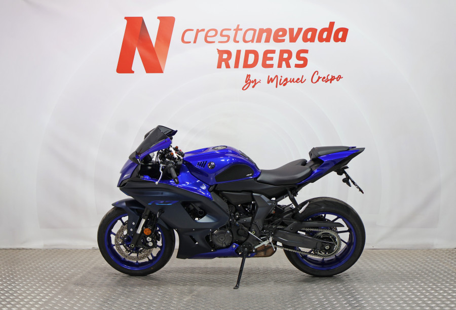 Imagen de Yamaha R7