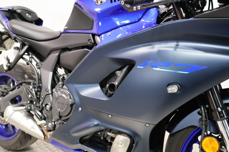 Imagen de Yamaha R7