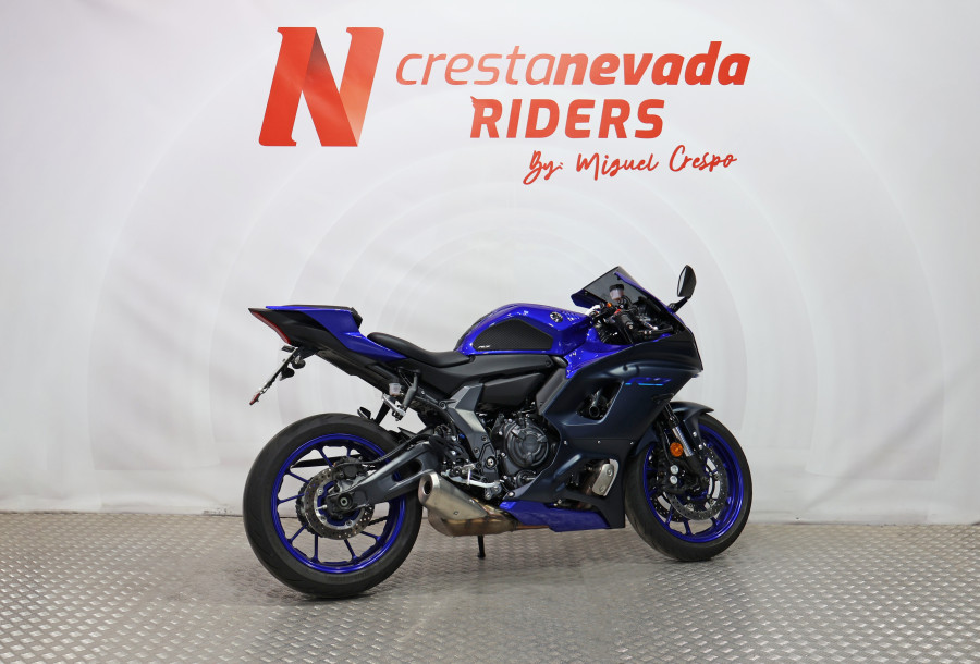 Imagen de Yamaha R7