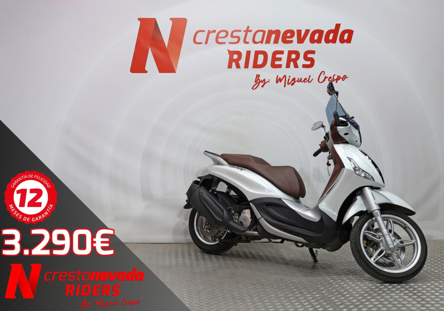 Piaggio Beverly 350 