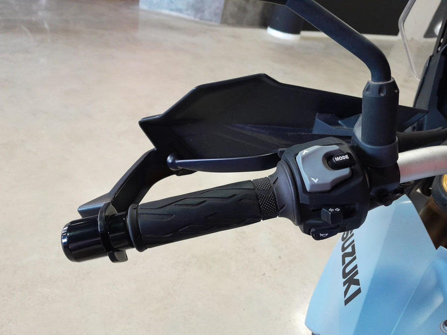 Imagen de Suzuki V Strom 800 DE