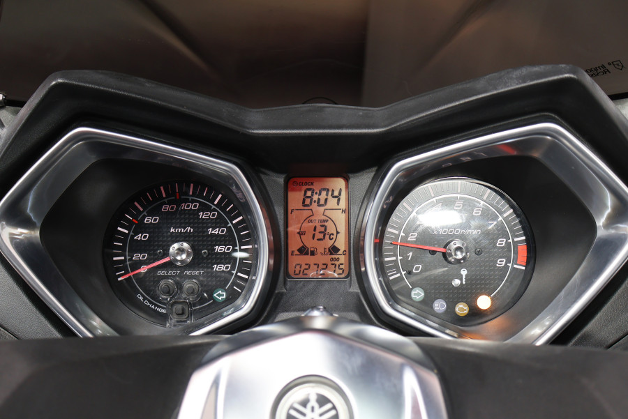 Imagen de Yamaha XMAX 400 IRON MAX