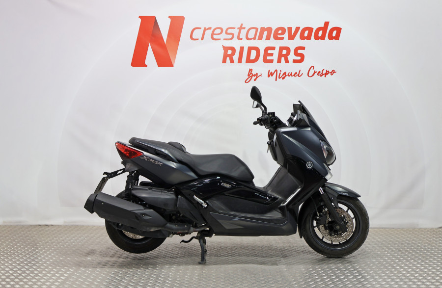 Imagen de Yamaha XMAX 400 IRON MAX