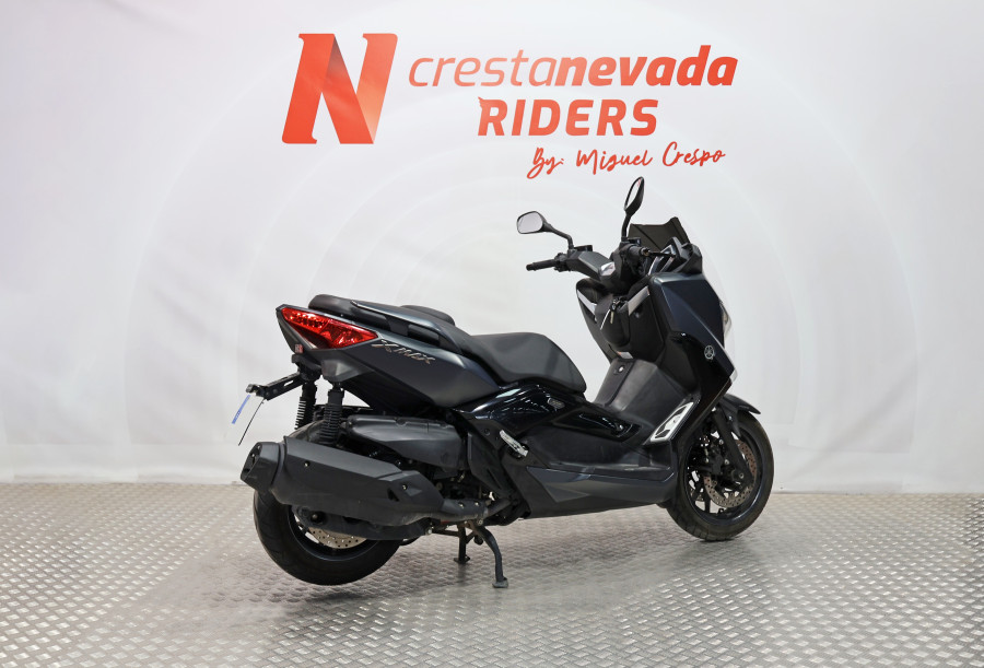 Imagen de Yamaha XMAX 400 IRON MAX