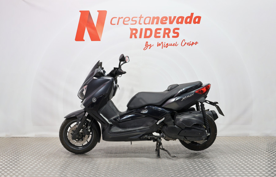 Imagen de Yamaha XMAX 400 IRON MAX