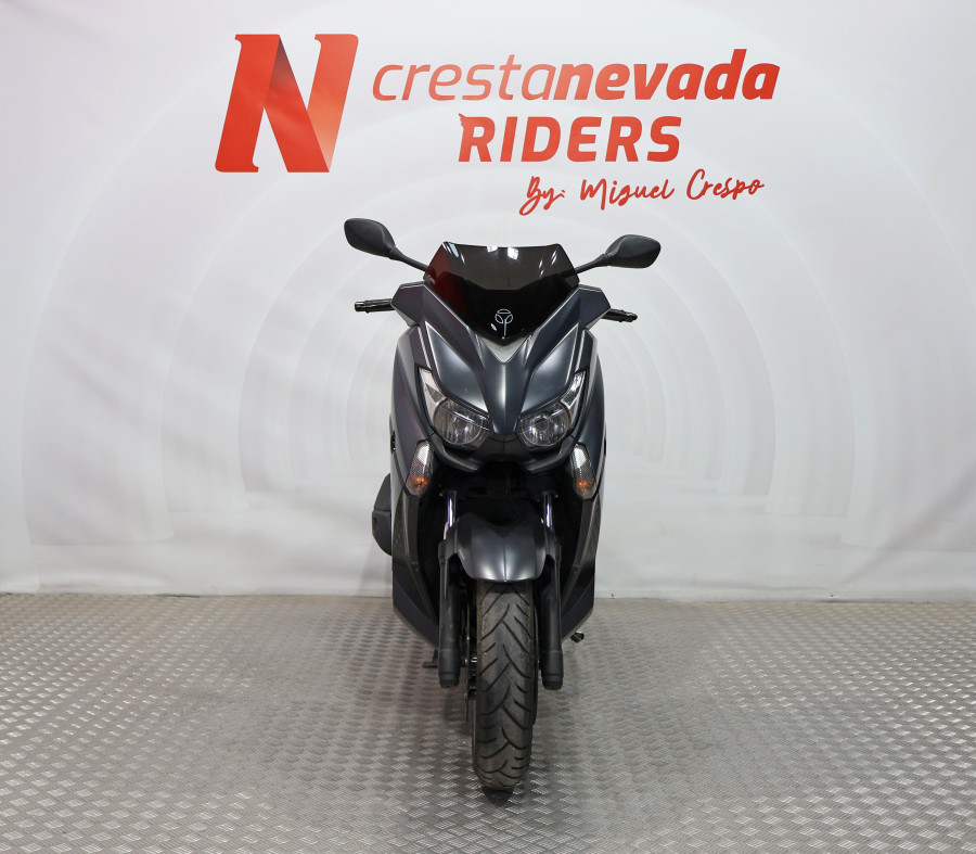 Imagen de Yamaha XMAX 400 IRON MAX