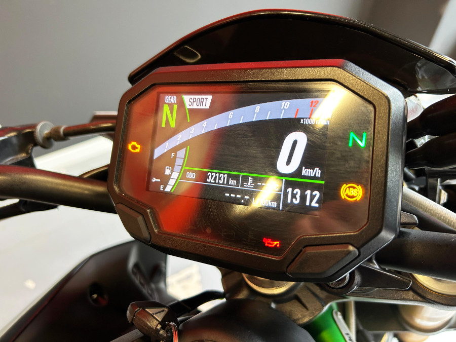 Imagen de KAWASAKI Z 900 SE