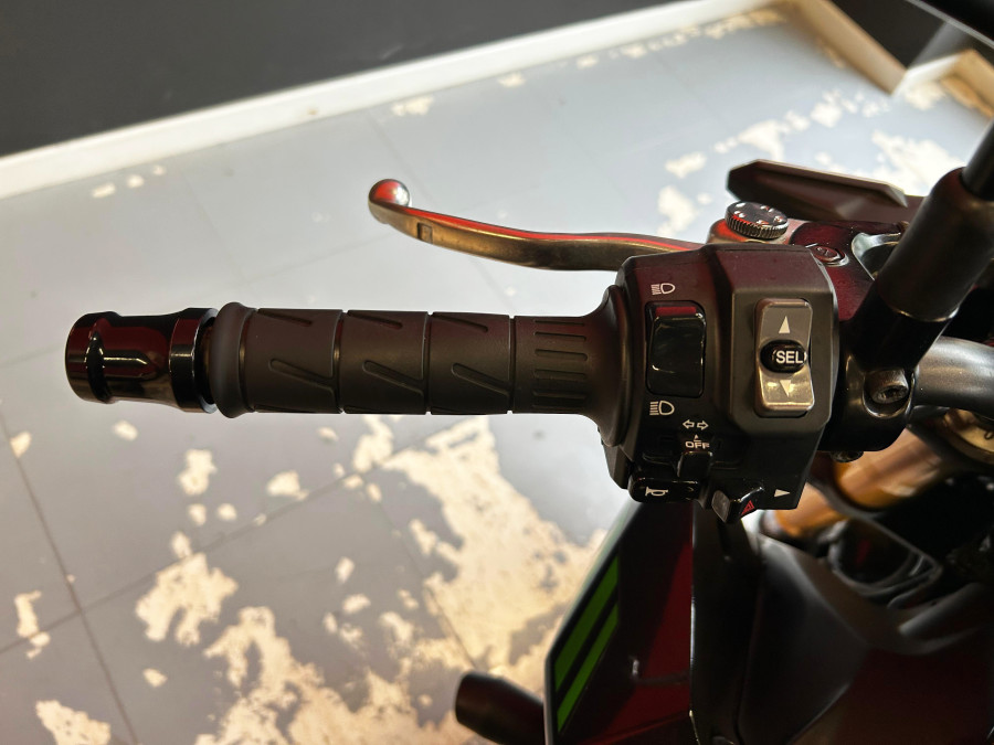 Imagen de KAWASAKI Z 900 SE