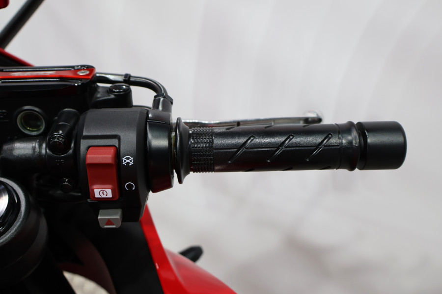 Imagen de Honda CBR 650 R E-CLUTCH A2
