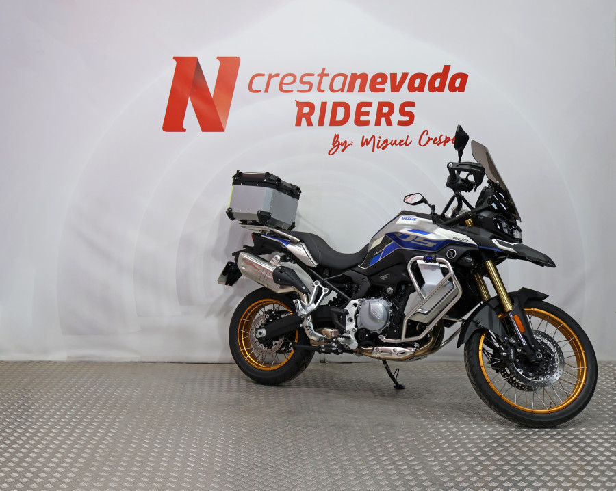 Imagen de VOGE 900 DSX