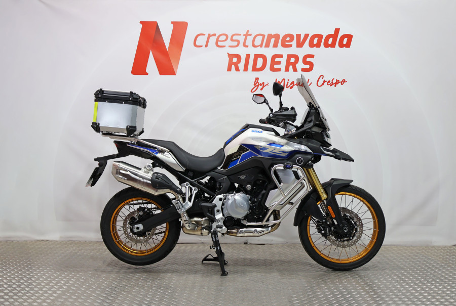 Imagen de VOGE 900 DSX