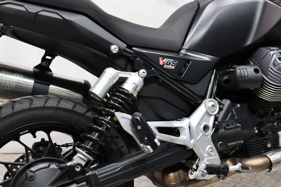 Imagen de Moto Guzzi V 85 STRADA