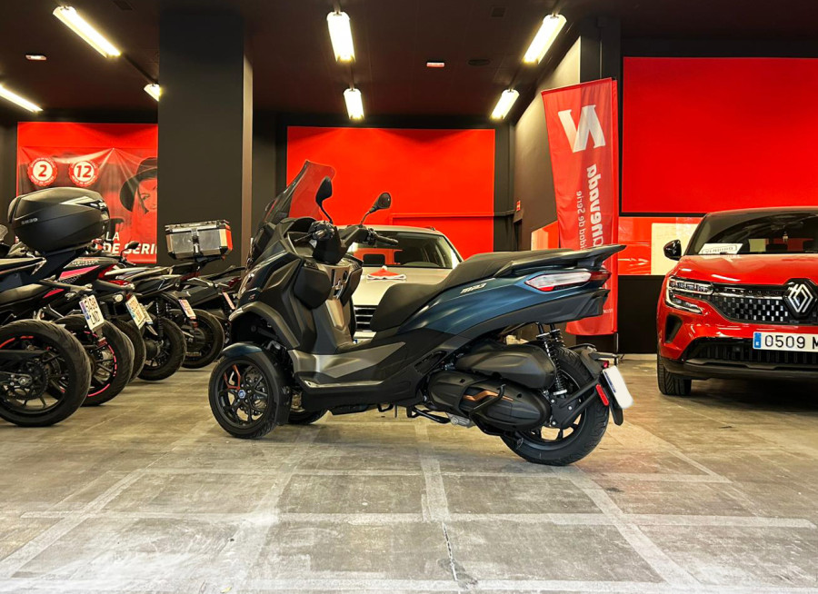 Imagen de Piaggio MP3 530 EXCLUSIVE