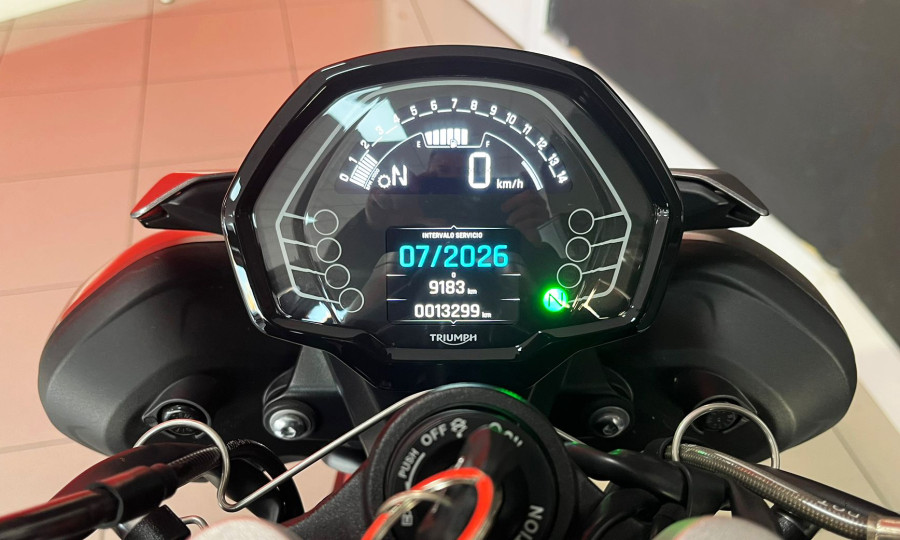 Imagen de Triumph Street Triple R