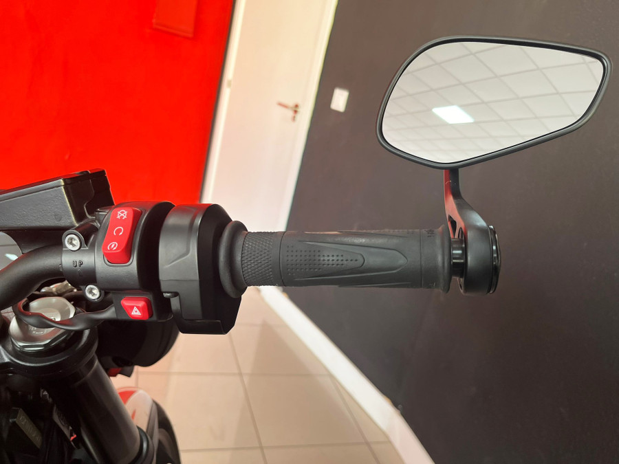 Imagen de Triumph Street Triple R