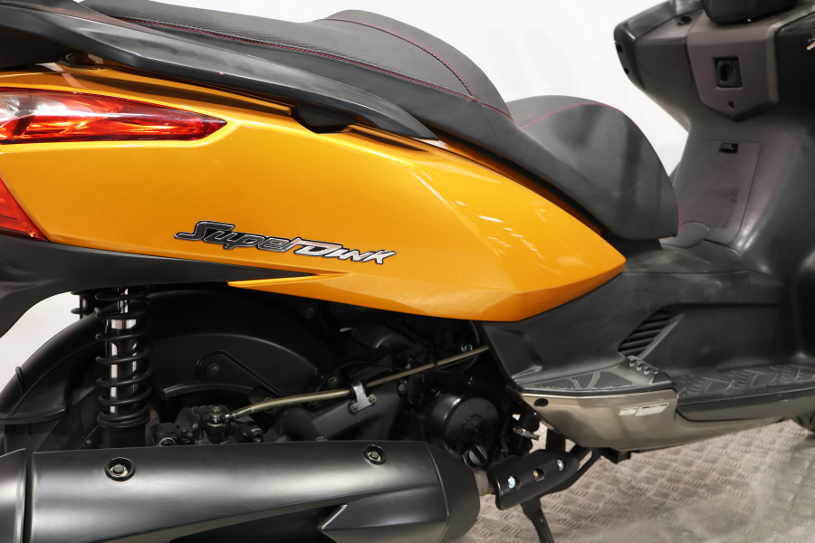 Imagen de Kymco SUPER DINK 300