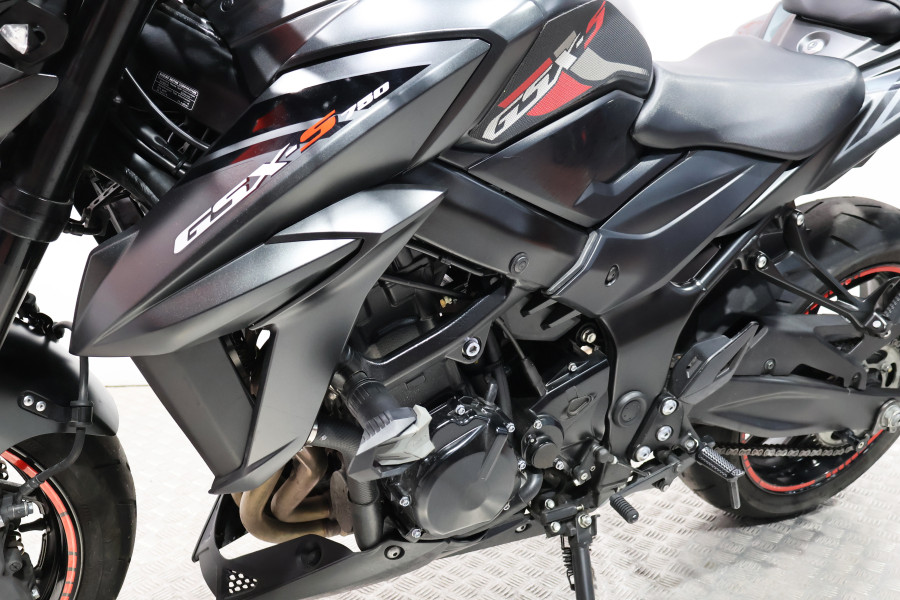 Imagen de Suzuki GSX S 750