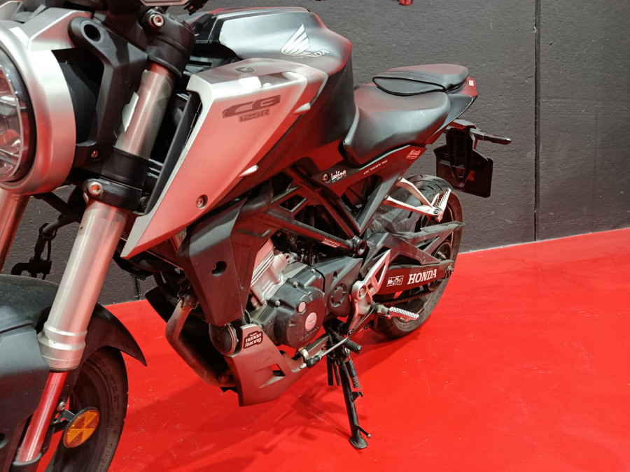 Imagen de Honda CB 125 R