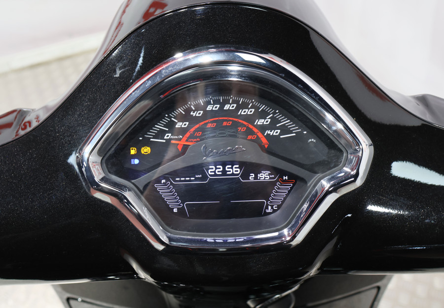 Imagen de Piaggio VESPA GTS 310