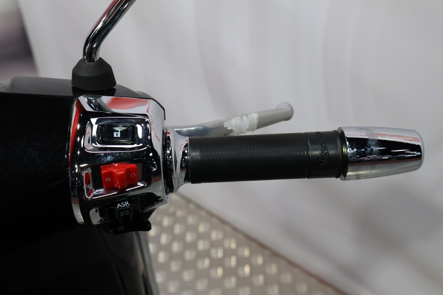 Imagen de Piaggio VESPA GTS 310