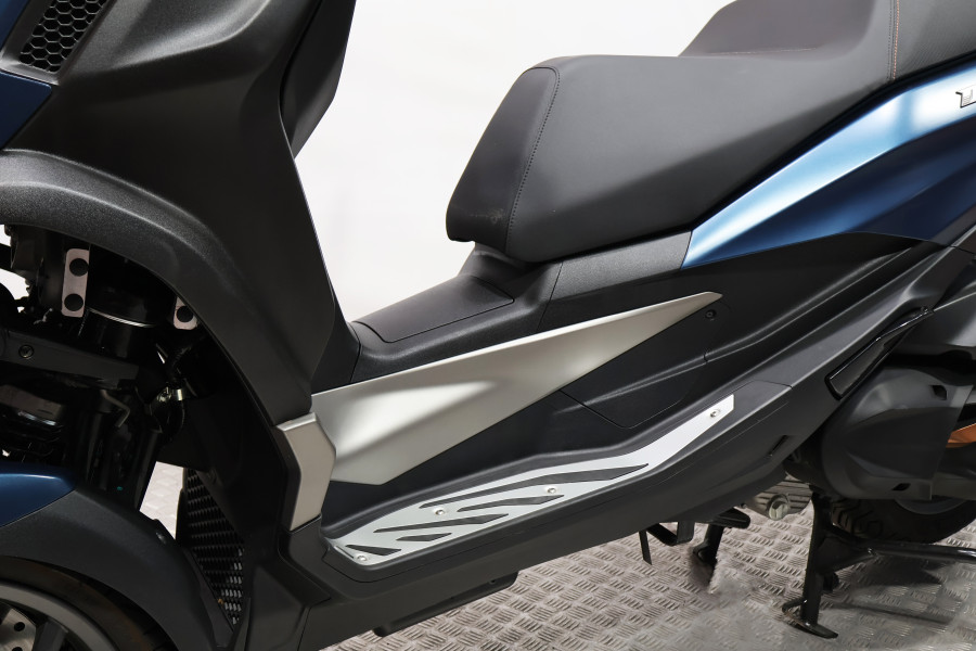 Imagen de Piaggio MP3 530 EXCLUSIVE