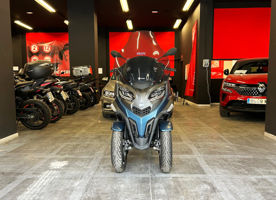 Imagen de Piaggio MP3 530 EXCLUSIVE