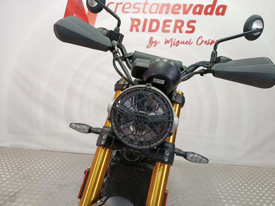 Imagen de Triumph Scrambler 400 X