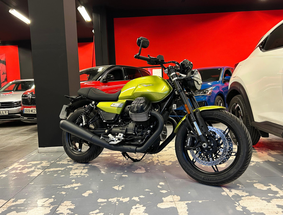 Imagen de Moto Guzzi V7 STONE SPORT