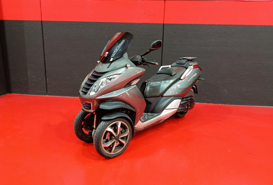 Imagen de Peugeot Metropolis 400