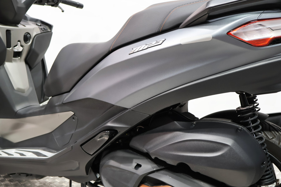 Imagen de Piaggio MP3 530 EXCLUSIVE