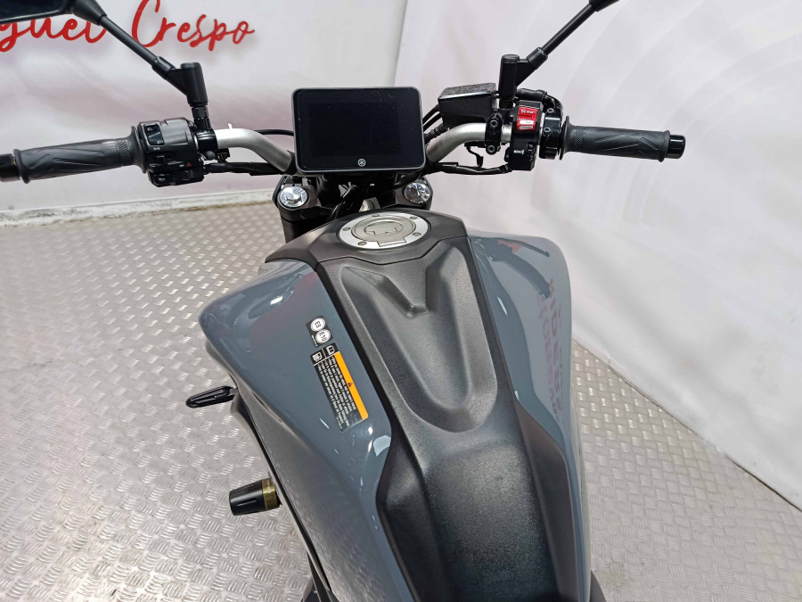 Imagen de Yamaha MT 07 A2