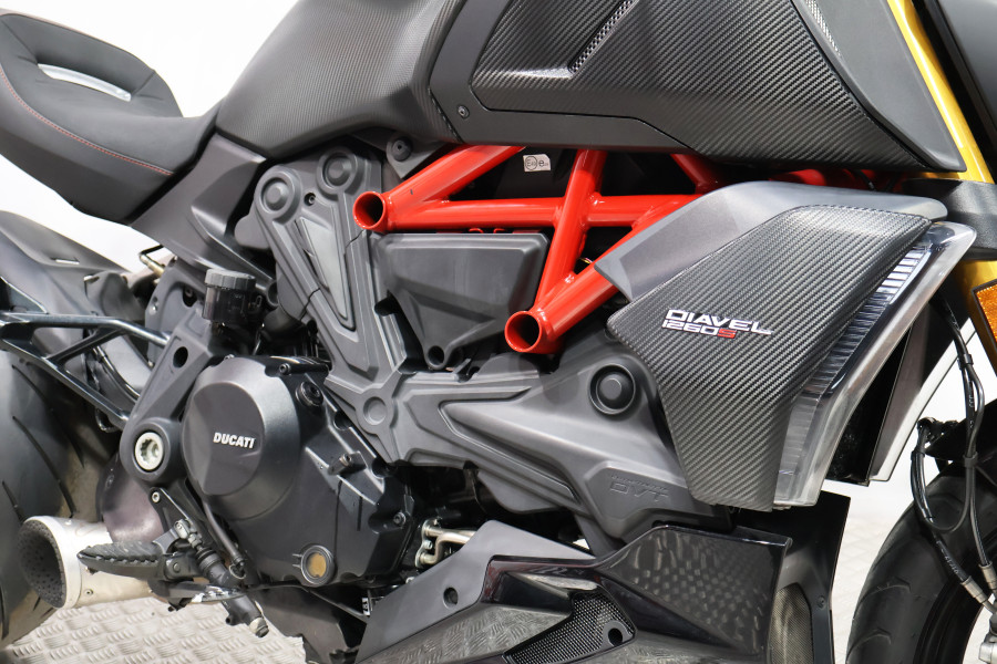 Imagen de Ducati DIAVEL 1260 S