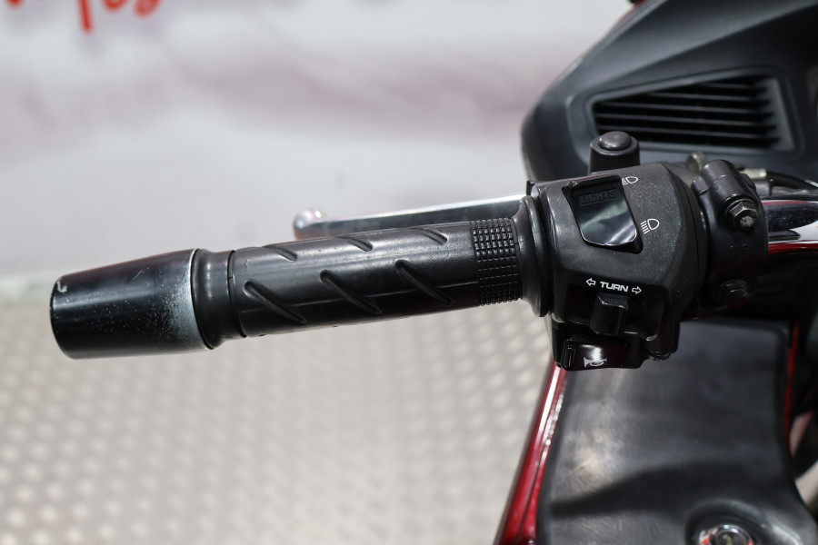 Imagen de Honda DEUVILLE 700