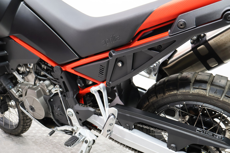 Imagen de Aprilia Tuareg 660