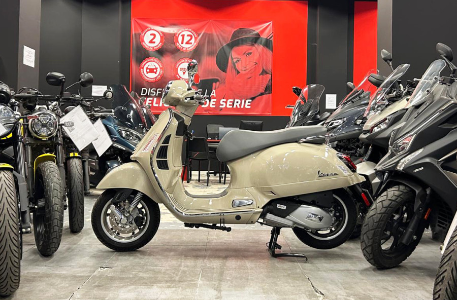 Imagen de Piaggio VESPA GTS 125 SUPER 