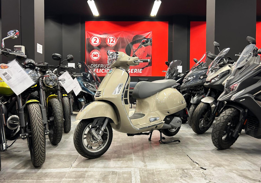 Imagen de Piaggio VESPA GTS 125 SUPER 