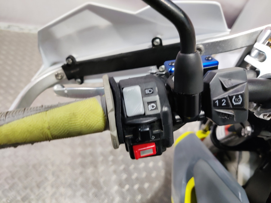 Imagen de Husqvarna 701 SUPERMOTO