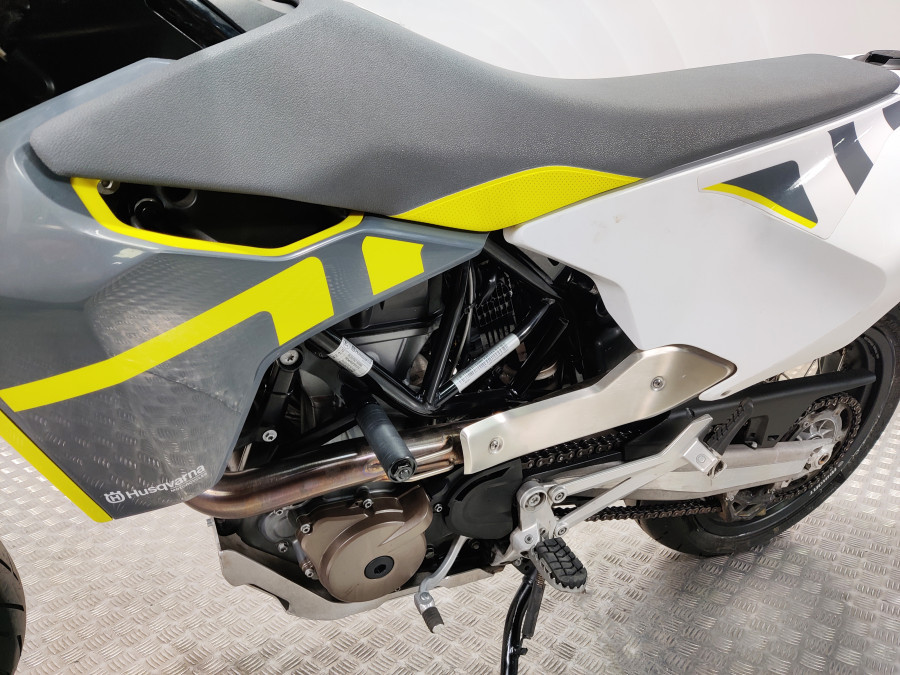 Imagen de Husqvarna 701 SUPERMOTO