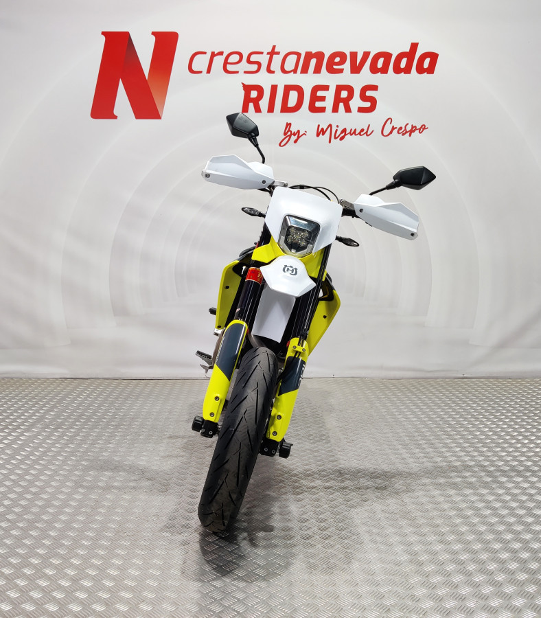 Imagen de Husqvarna 701 SUPERMOTO