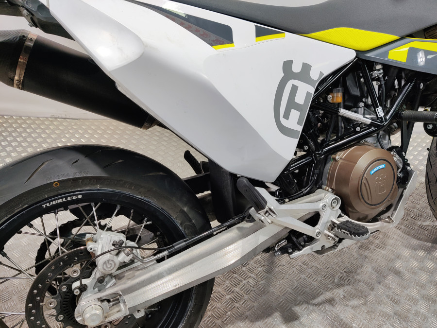 Imagen de Husqvarna 701 SUPERMOTO