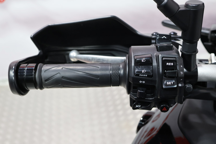 Imagen de Yamaha TRACER 9