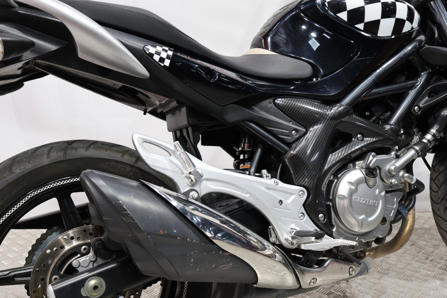 Imagen de Suzuki SV 650 GLADIUS