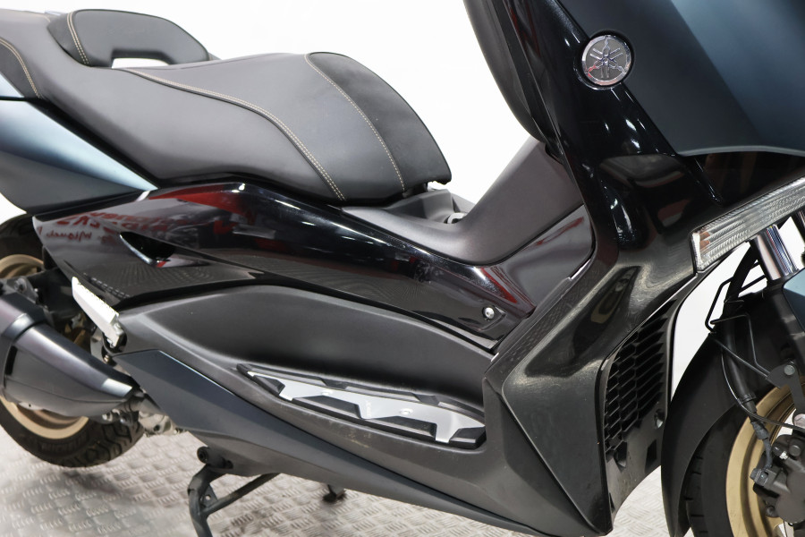 Imagen de Yamaha XMAX 300 TECH MAX