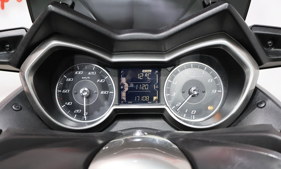 Imagen de Yamaha XMAX 300 TECH MAX