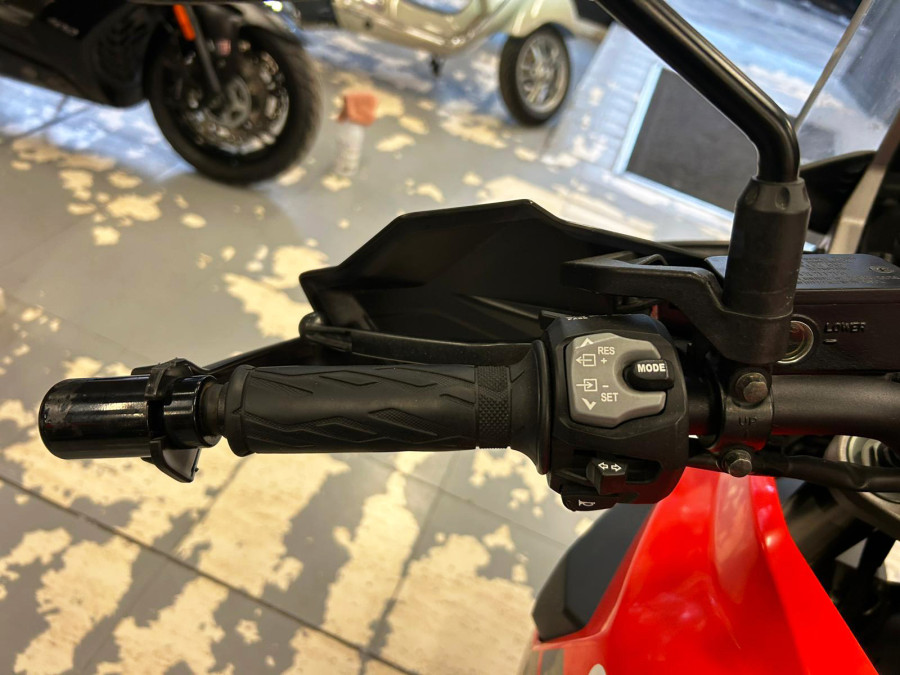 Imagen de Suzuki V STROM 1050 XT