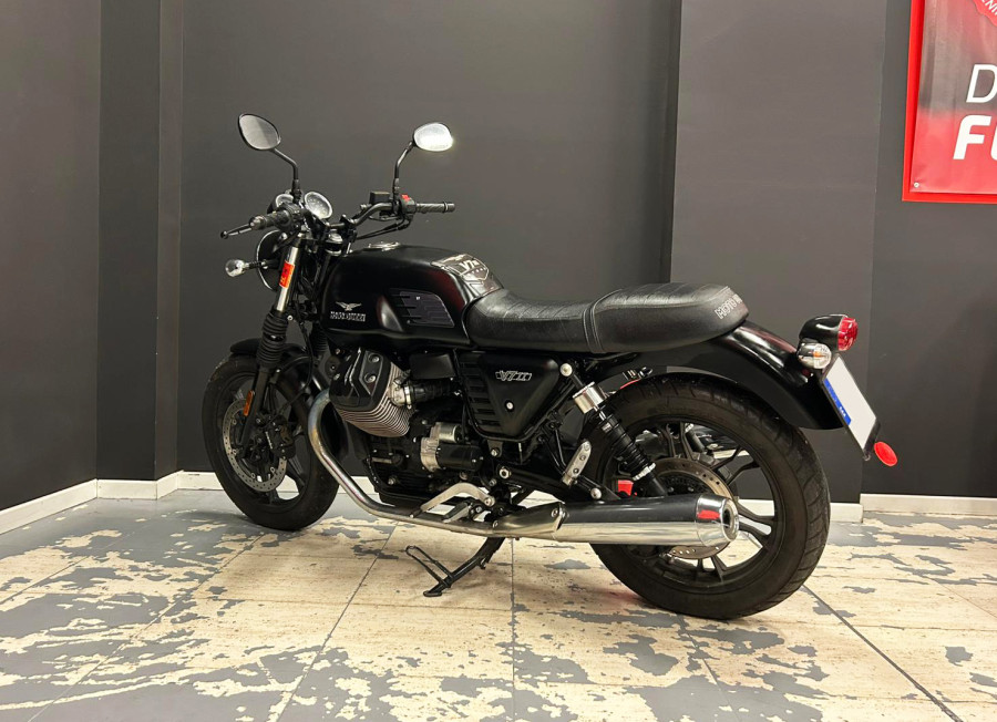 Imagen de Moto Guzzi V7 STONE A2