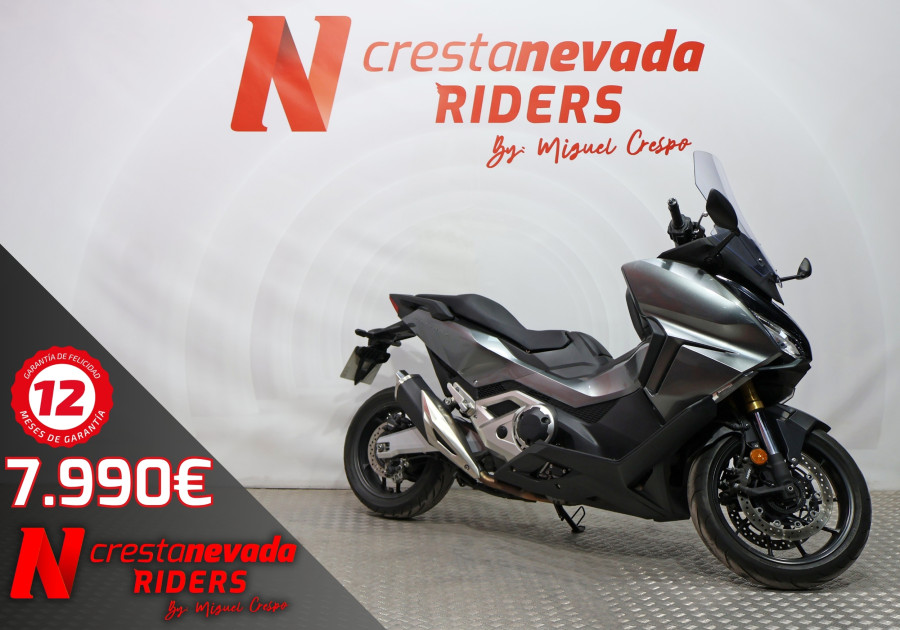 Honda Forza 750